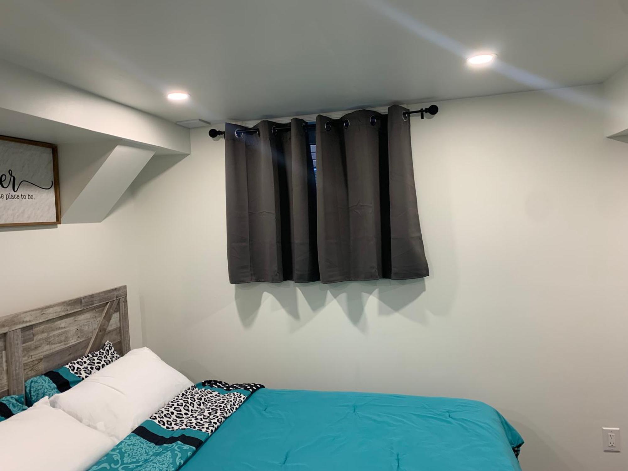 Modern 1 Bedroom + Den In Cambridge Eksteriør billede